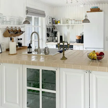 Cozy Summer House Close To Bisnap Hébergement de vacances Hals