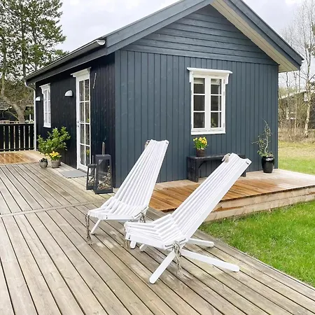 Cozy Summer House Close To Bisnap